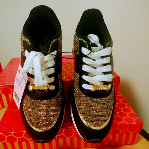 Women's Juicy Couture - Picture 4 of 5